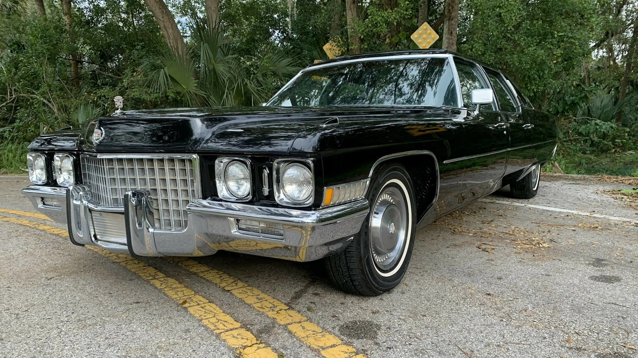 1971 Cadillac Series 70 & 75 - Image 30 of 31