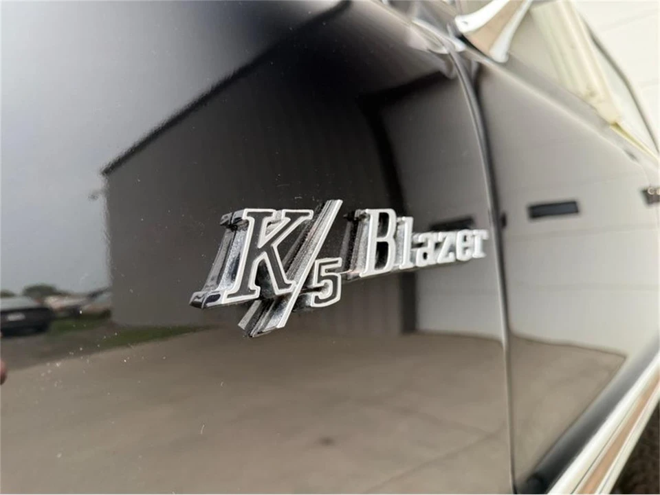 1971 Chevrolet K5 Blazer 1st Gen - Image 28 of 31