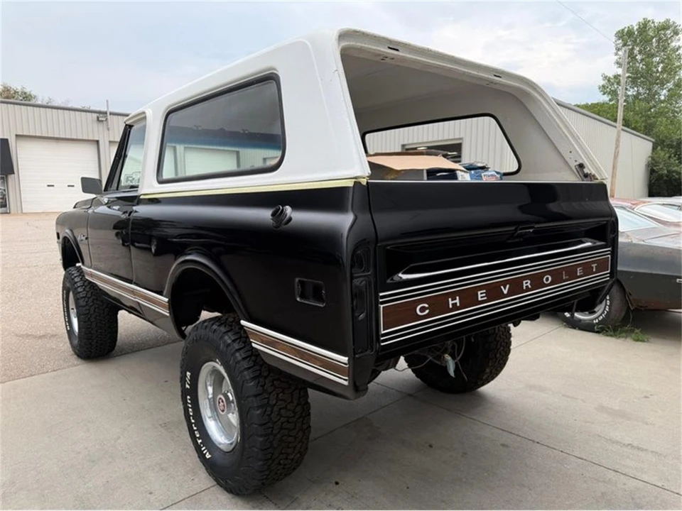 1971 Chevrolet K5 Blazer 1st Gen - Image 30 of 31