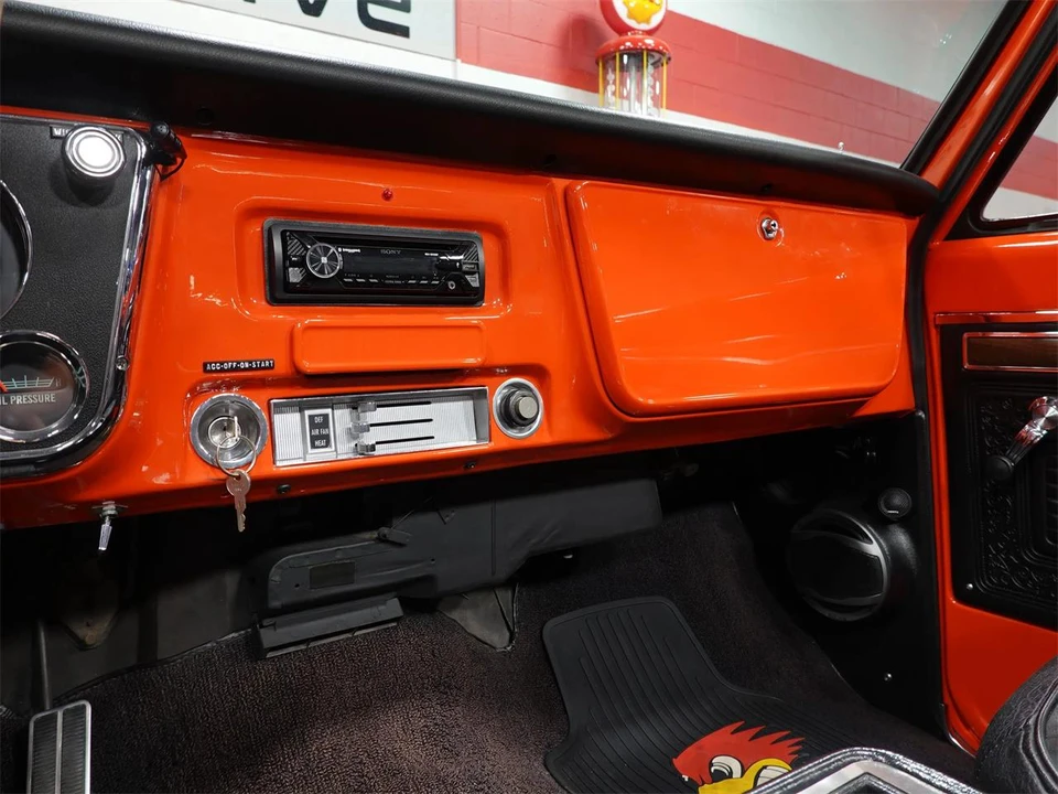 1971 Chevrolet K5 Blazer 1st Gen - Image 18 of 31