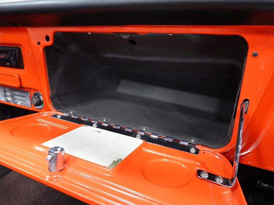1971 Chevrolet K5 Blazer 1st Gen - Image 24 of 31