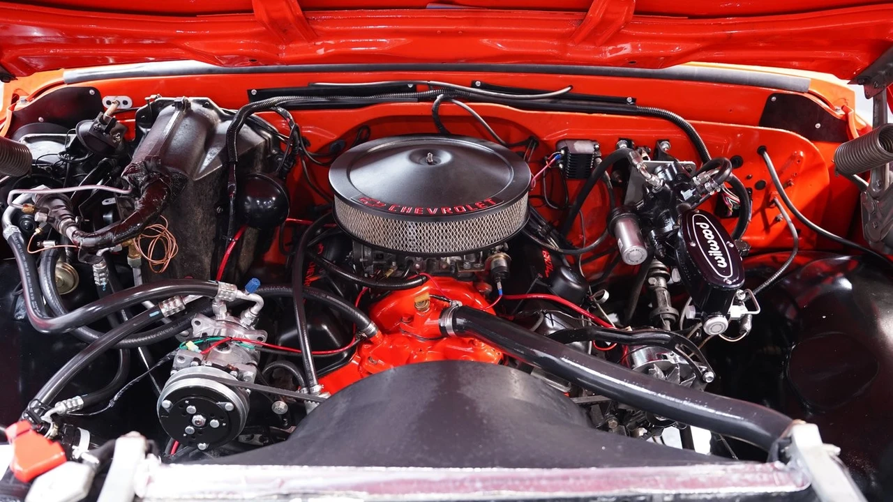 1971 Chevrolet K5 Blazer 1st Gen - Image 3 of 12