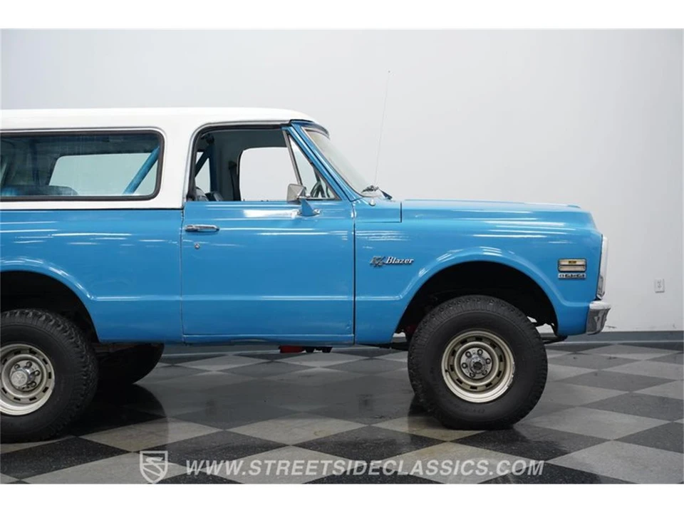 1971 Chevrolet K5 Blazer 1st Gen - Image 28 of 31