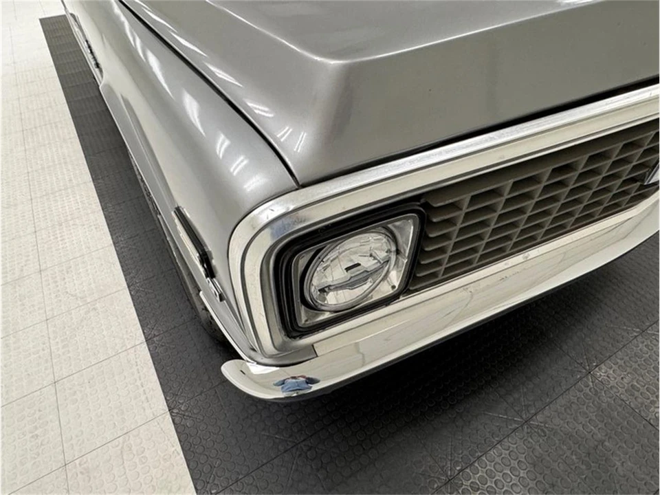 1971 Chevrolet K5 Blazer 1st Gen - Image 25 of 31