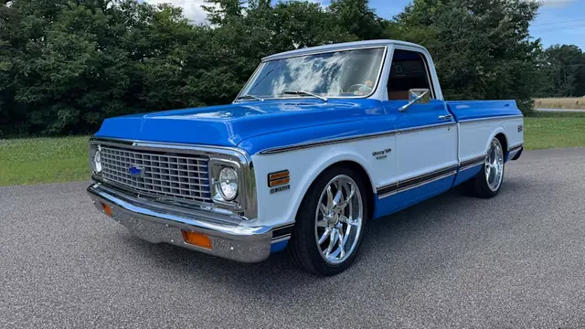 1971 Chevrolet C10 Custom Deluxe Pickup