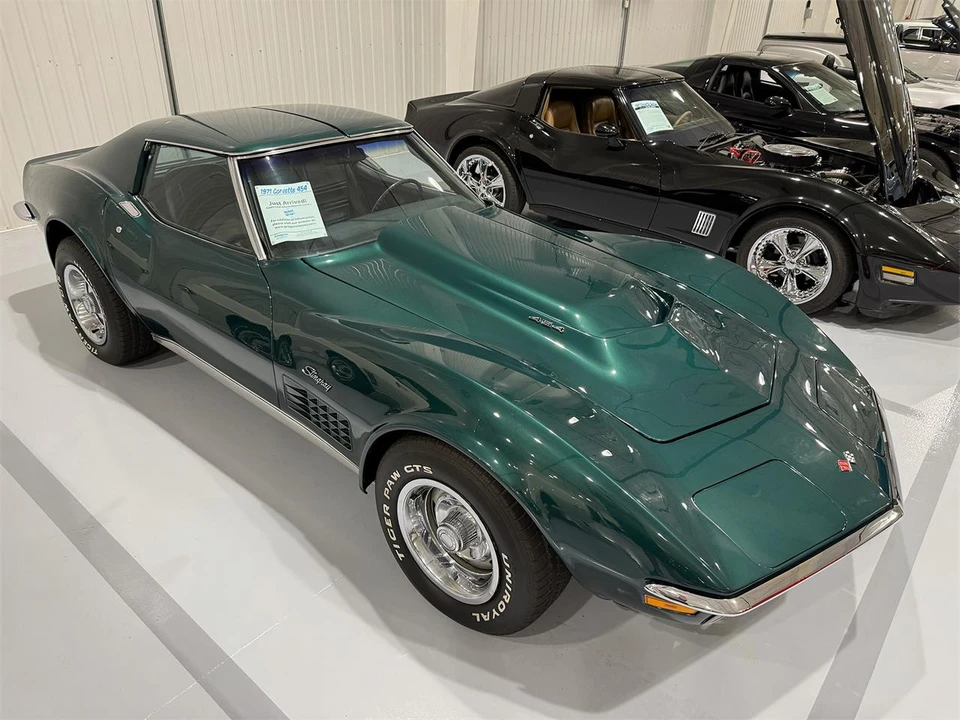 1971 Chevrolet Corvette C3 - Image 14 of 31