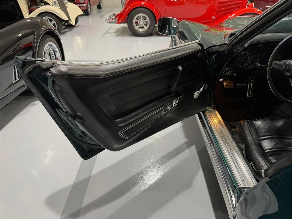 1971 Chevrolet Corvette C3 - Image 19 of 31