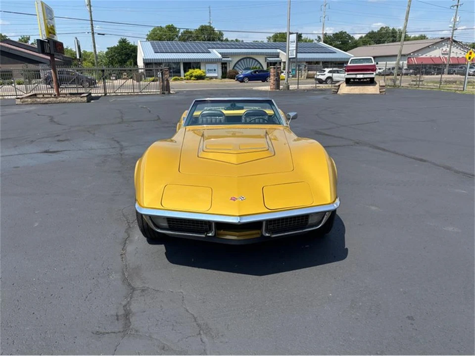 1971 Chevrolet Corvette C3 - Image 2 of 31