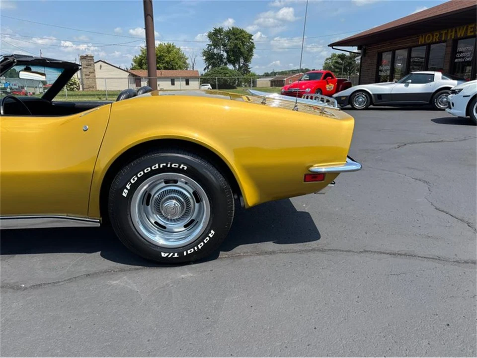 1971 Chevrolet Corvette C3 - Image 15 of 31