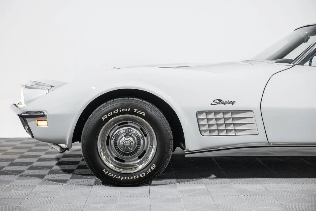 1971 Chevrolet Corvette C3 - Image 14 of 21