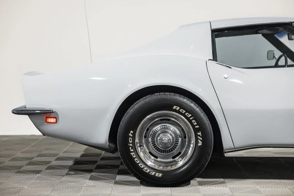 1971 Chevrolet Corvette C3 - Image 2 of 21