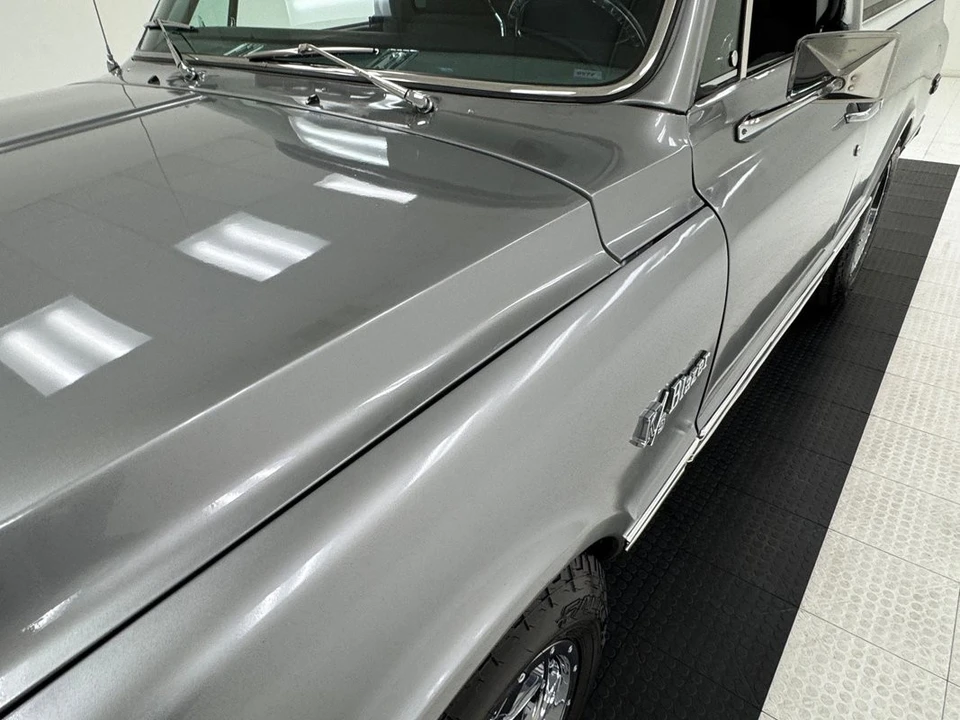 1971 Chevrolet K5 Blazer 1st Gen - Image 27 of 31