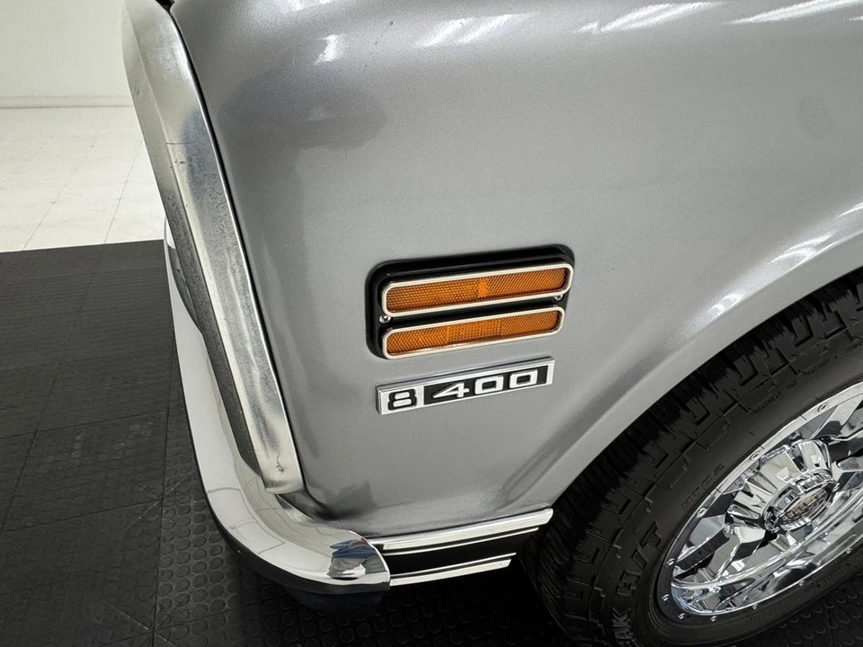 1971 Chevrolet K5 Blazer 1st Gen - Image 11 of 31
