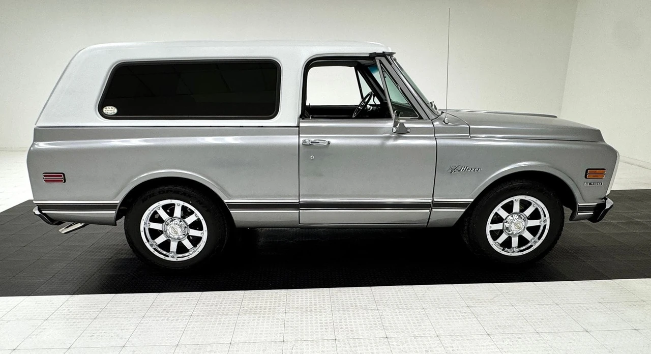 1971 Chevrolet K5 Blazer 1st Gen - Image 6 of 31
