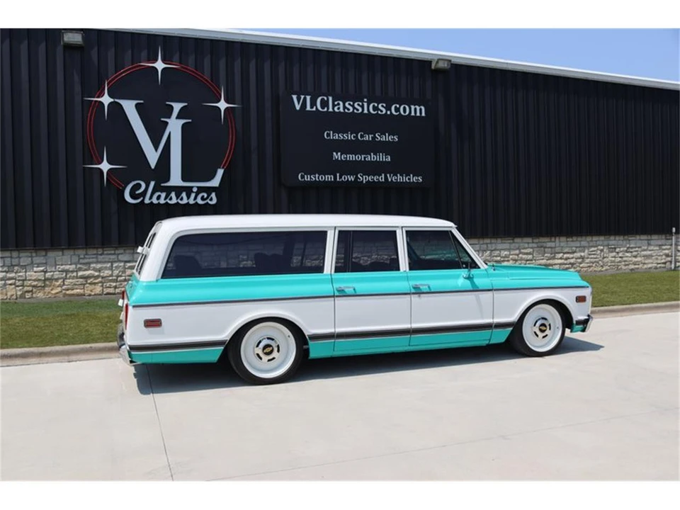 1971 Chevrolet Suburban 6th Gen - Image 18 of 31