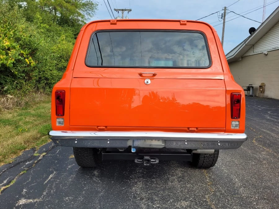 1971 Chevrolet Suburban 6th Gen - Image 12 of 27