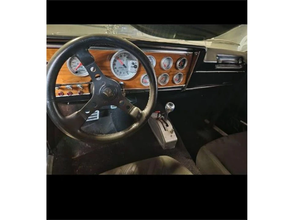 1971 Chevrolet Vega - Image 4 of 15
