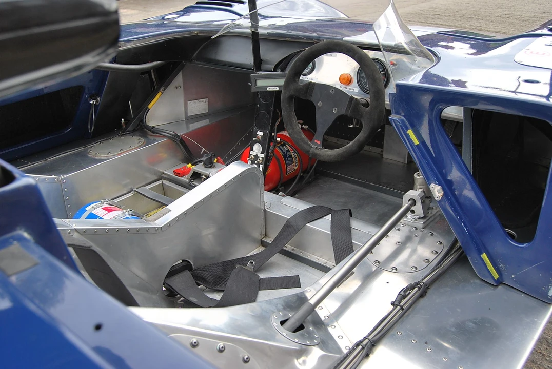 1971 Chevron - Image 5 of 9