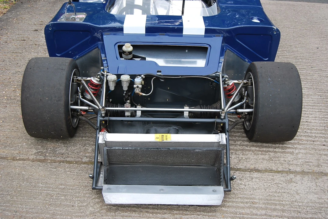 1971 Chevron - Image 2 of 9