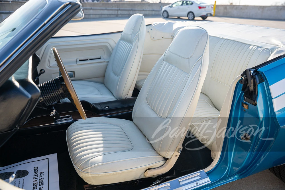 1971 Dodge Challenger Hemi 1st Gen - Image 18 of 31