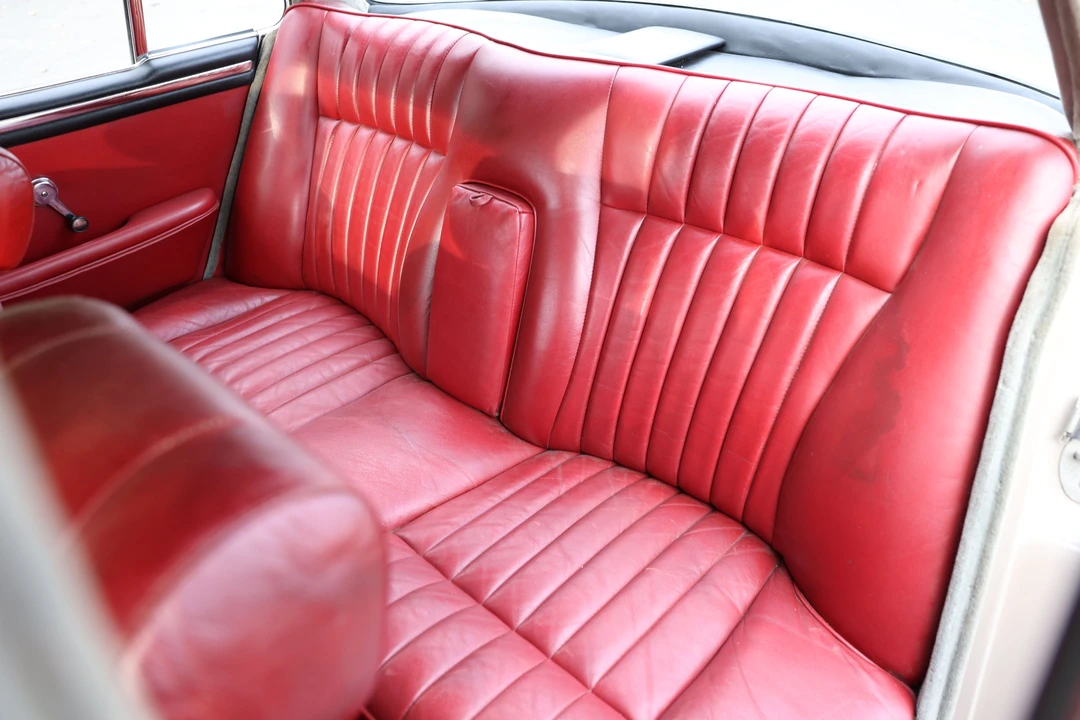 1971 Daimler - Image 13 of 17