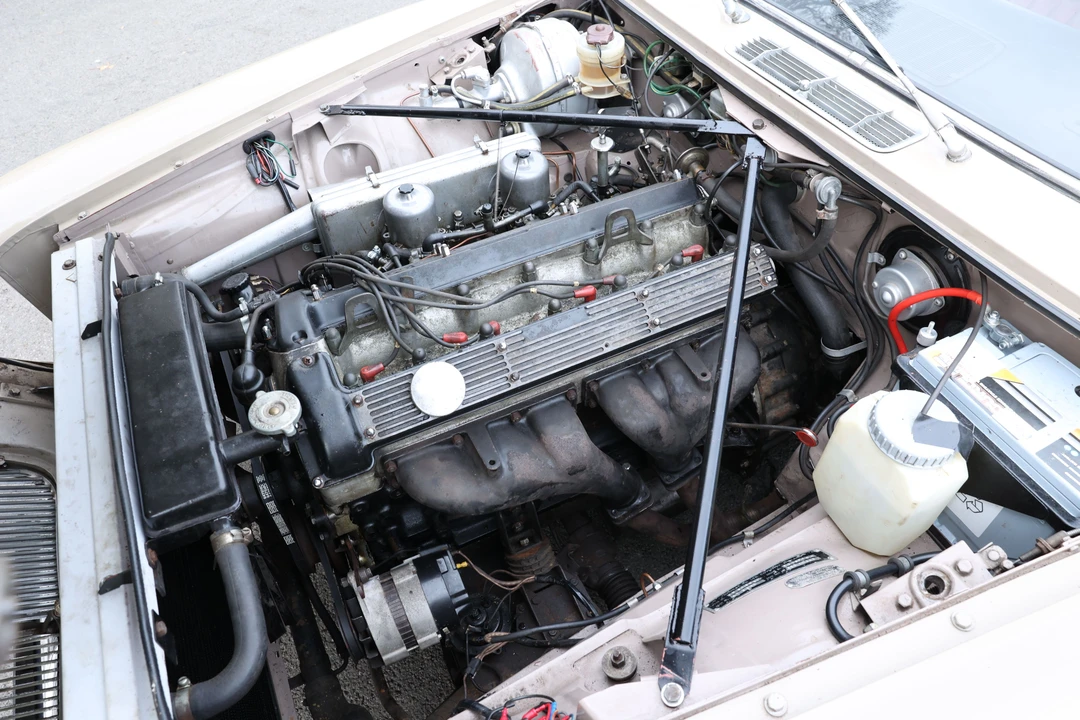 1971 Daimler - Image 3 of 17