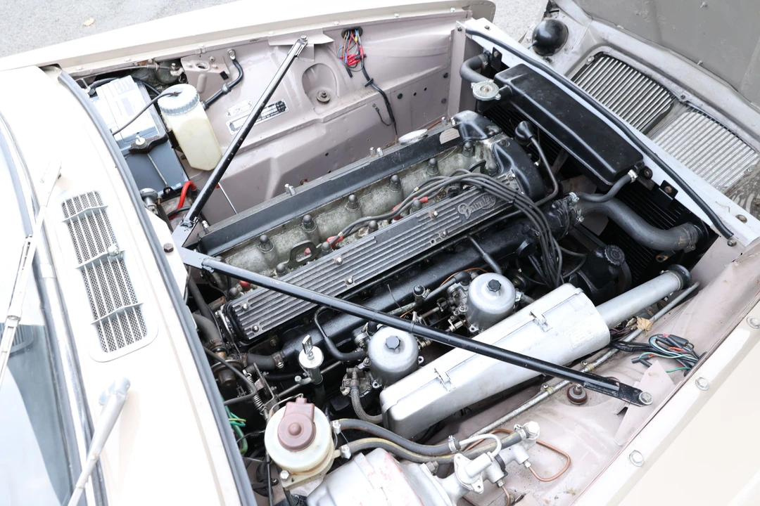 1971 Daimler - Image 4 of 17