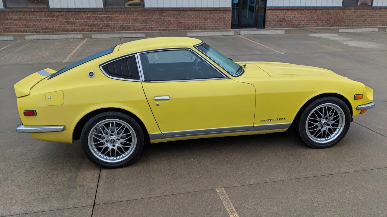 1971 Nissan Fairlady Z 1st Gen - Image 13 of 31