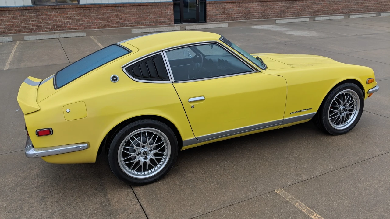 1971 Nissan Fairlady Z 1st Gen - Image 14 of 31