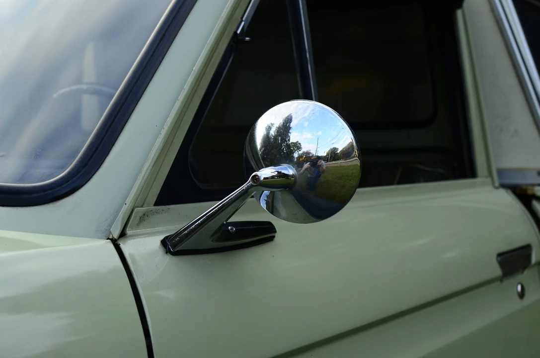 1971 Nissan - Image 24 of 31