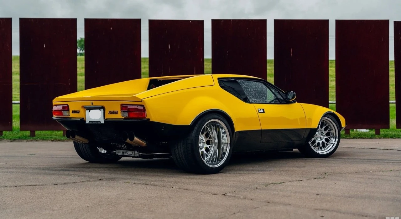 1971 DeTomaso Pantera - Image 11 of 13