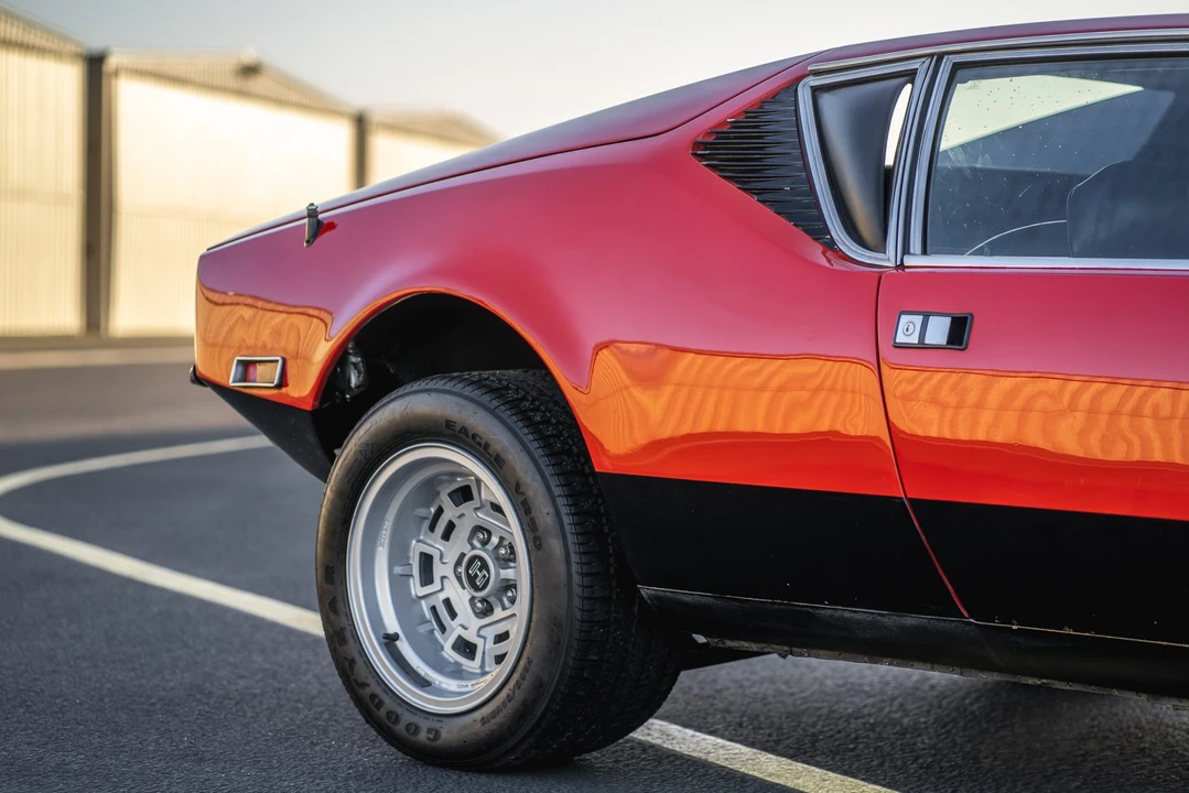 1971 DeTomaso Pantera - Image 27 of 31