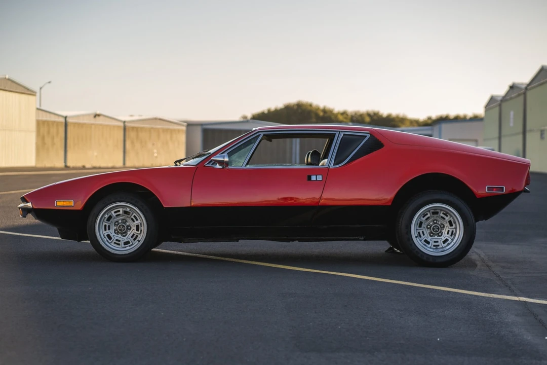 1971 DeTomaso Pantera - Image 2 of 31