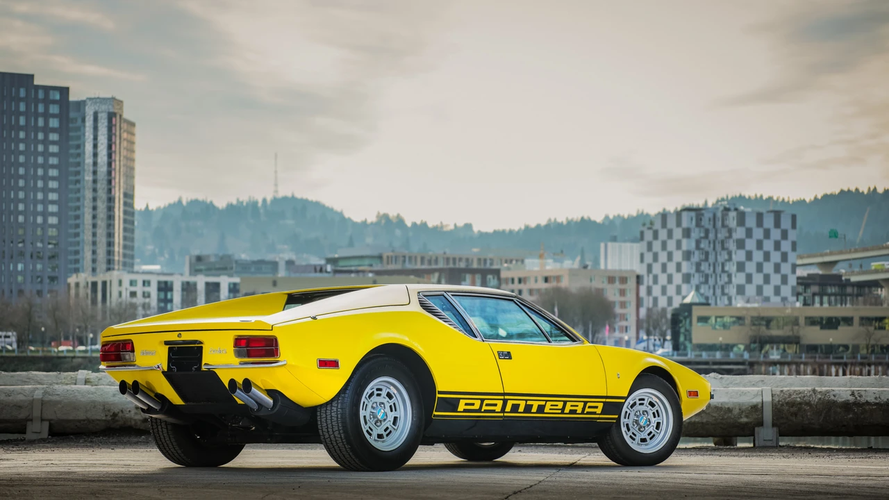 1971 DeTomaso Pantera - Image 14 of 31