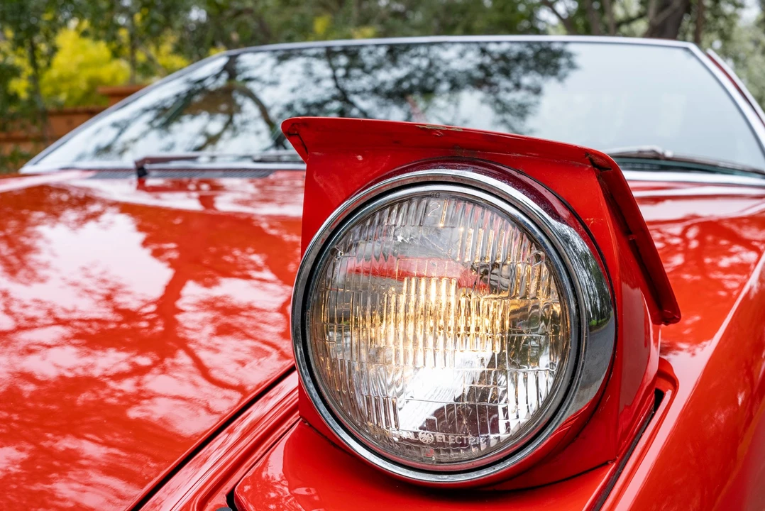 1971 DeTomaso Pantera - Image 15 of 31
