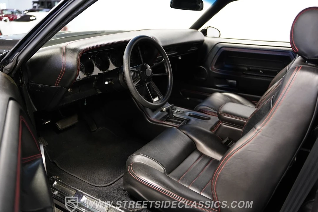 1971 Dodge Challenger Hemi 1st Gen - Image 5 of 31