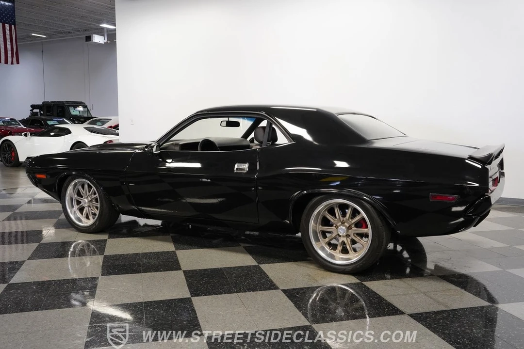 1971 Dodge Challenger Hemi 1st Gen - Image 10 of 31