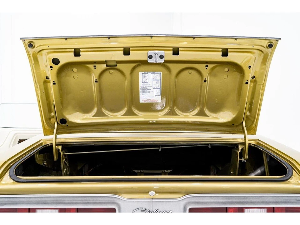 1971 Dodge Challenger 1st Gen - Image 28 of 31