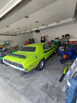 1971 Dodge Challenger R/T Classic Coupe 2D