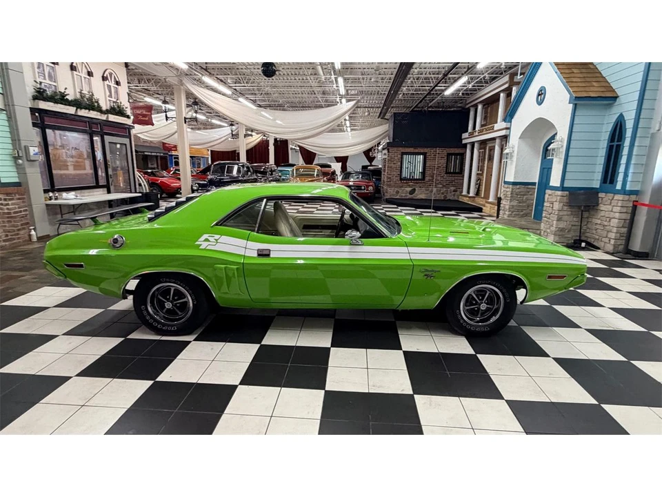 1971 Dodge Challenger R/T & T/A 1st Gen - Image 4 of 31