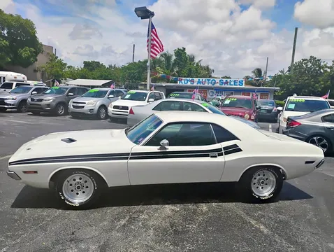 1971 Dodge Challenger R/T Mopar '14 Shaker Coupe 2D