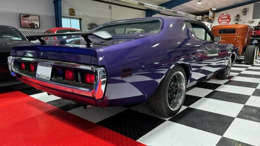 1971 Dodge Charger 3rd Gen - Image 2 of 4