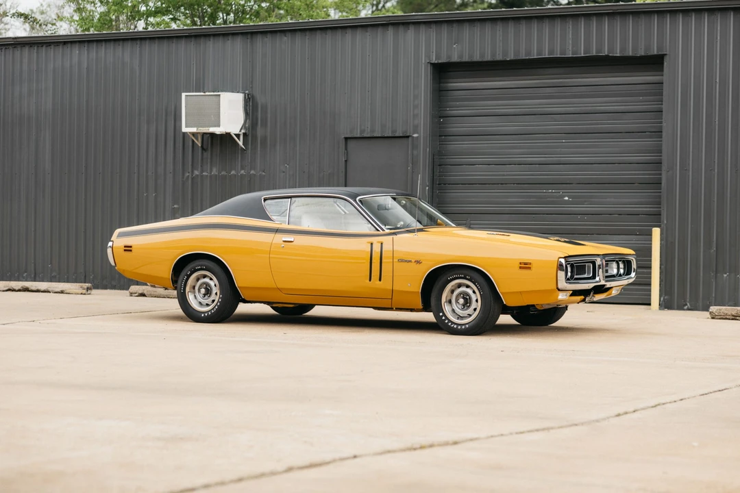1971 Dodge Charger Hemi 3rd Gen - Image 8 of 31