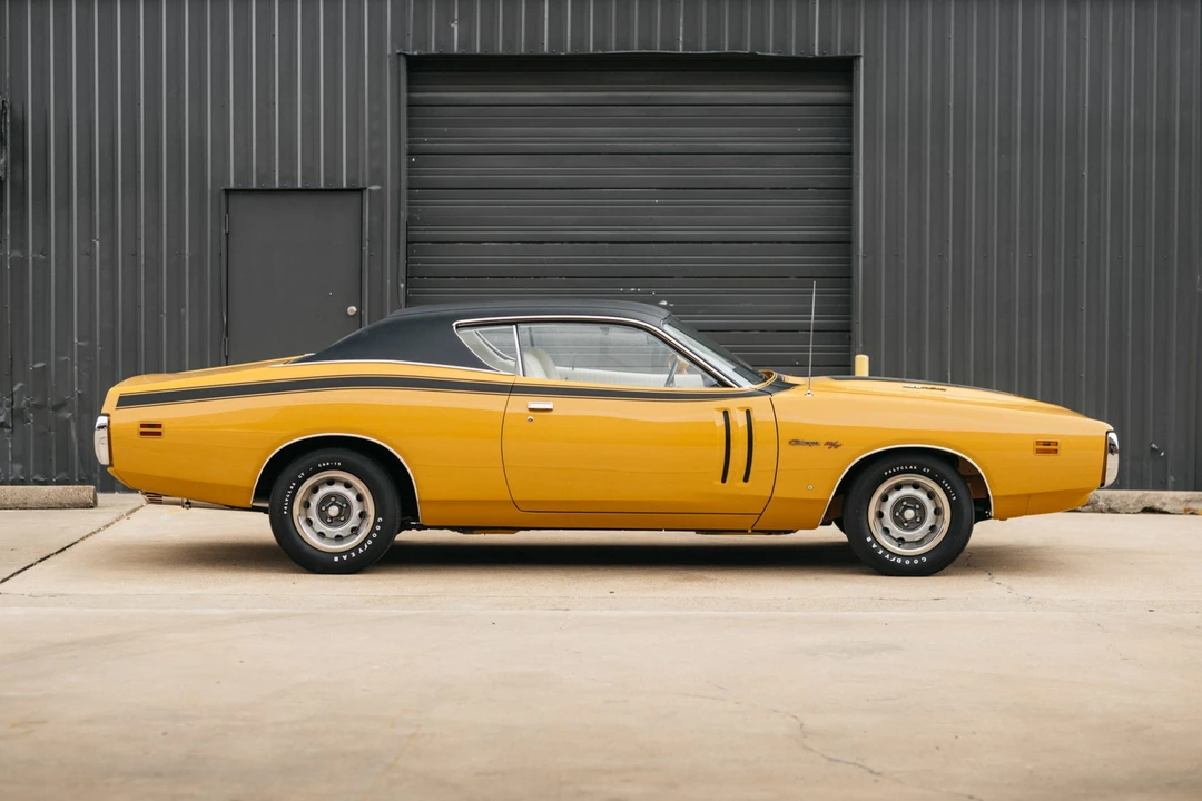 1971 Dodge Charger Hemi 3rd Gen - Image 9 of 31