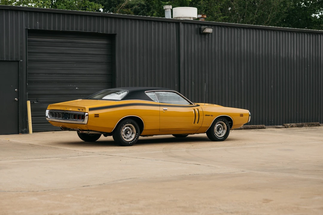 1971 Dodge Charger Hemi 3rd Gen - Image 12 of 31