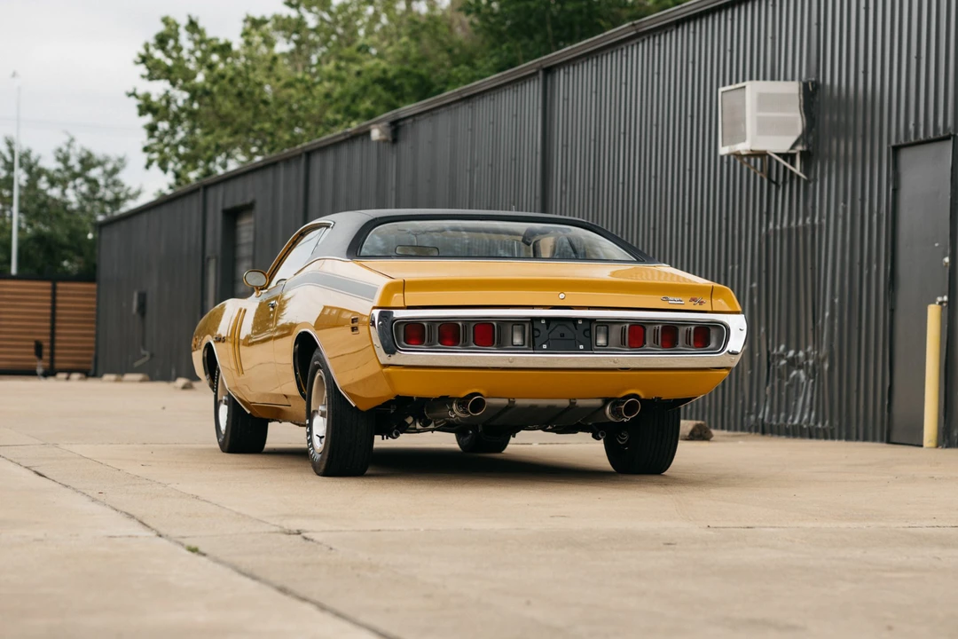 1971 Dodge Charger Hemi 3rd Gen - Image 17 of 31