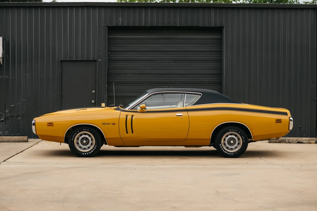 1971 Dodge Charger Hemi 3rd Gen - Image 21 of 31