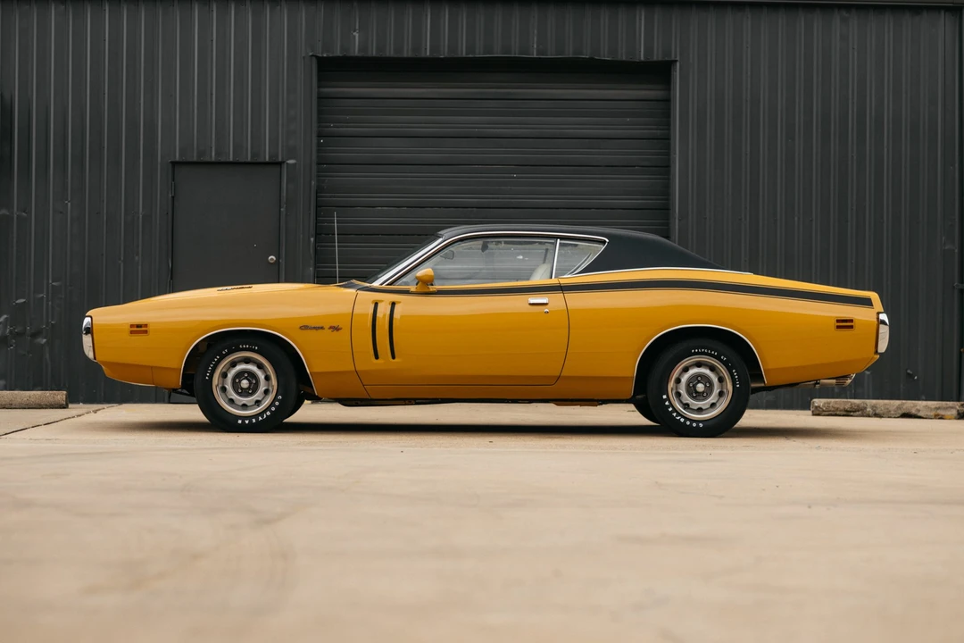 1971 Dodge Charger Hemi 3rd Gen - Image 22 of 31