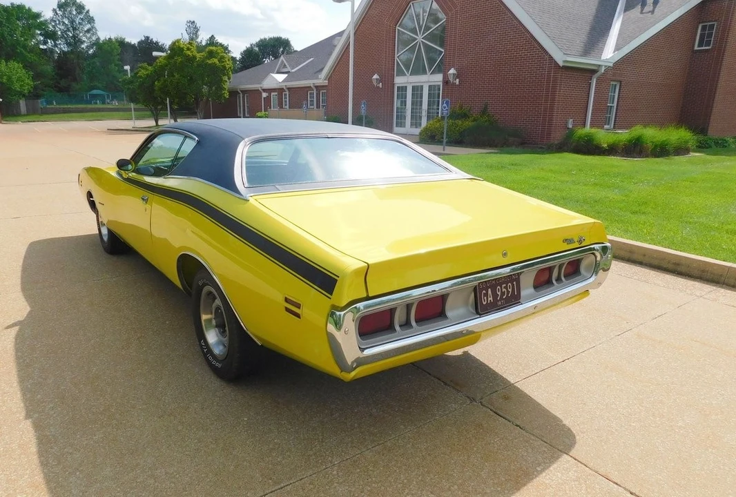 1971 Dodge Charger 3rd Gen - Image 15 of 31