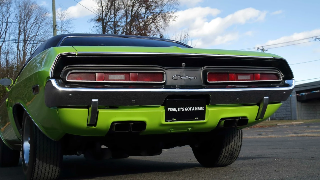 1971 Dodge Challenger Hemi 1st Gen - Image 18 of 20